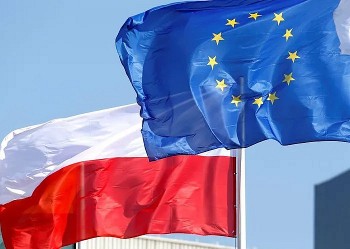 Tòa án Ba Lan ra thêm phán quyết thách thức EU giữa lúc căng thẳng