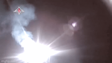 nga khai hoa ten lua sieu thanh zircon xoa so muc tieu cach 400 km