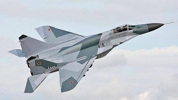 chien dau co mig 29 cua nga bi phat hien di chuyen qua khong phan libya