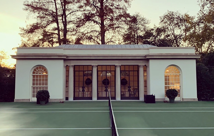 Phu nhân Tổng thống Trump gây bức xúc vì khoe sân tennis mới trong Nhà Trắng, gửi lời cảm ơn "những người thợ tài năng"