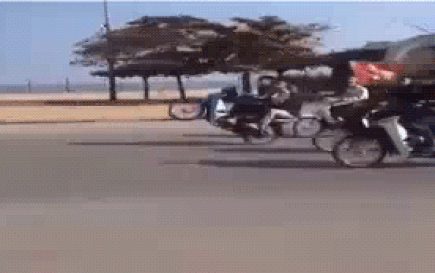 camera giao thong hang chuc thanh nien dau tran boc dau xe may phong am am lam huyen nao khu vuc bien sam son