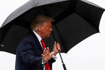 toa toi cao giang don manh vao no luc cua ong trump tuyen bo texas khong co du tu cach de khoi kien