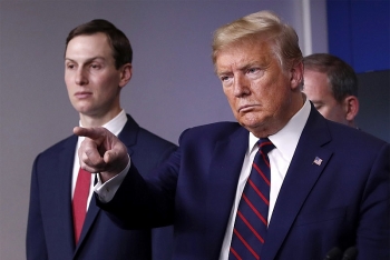 ong trump kich liet chi trich lanh dao dang cong hoa vi dau hang qua som