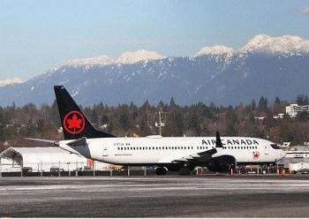 Boeing 737-8 Max của Air Canada gặp sự cố về động cơ, phi hành đoàn buộc phải chuyển hướng