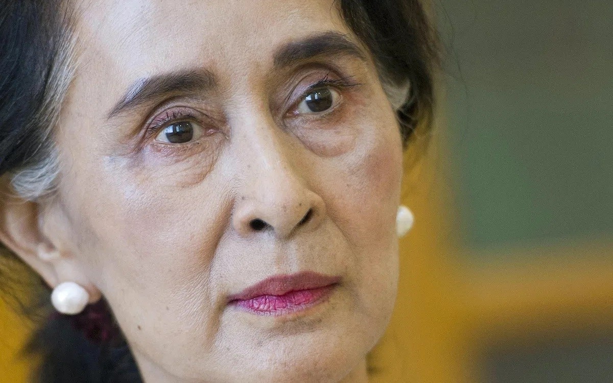 Bà Aung San Suu Kyi bị kết án 4 năm tù giam trong bản án đầu tiên