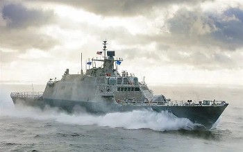 Uy lực kinh hoàng của chiến hạm Hoa Kỳ hoàn toàn mới