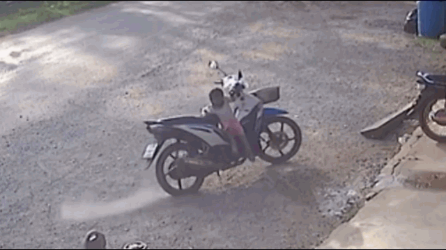 video bo bat can de con nho van trung tay ga va cai ket