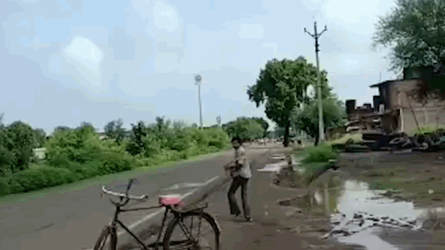 video nguoi dan ong bi qua tra thu suot 3 nam