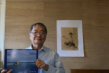 viet kieu phap ra mat sach anh bien dao que huong day gan 200 trang