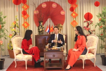 gap mat dau xuan danh cho cac du hoc sinh sinh vien va nguoi viet nam tai ha lan