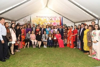 cong dong nguoi viet tai nam phi mong mot mua xuan moi an lanh