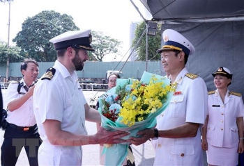 tau hai quan hoang gia anh tham huu nghi thanh pho ho chi minh