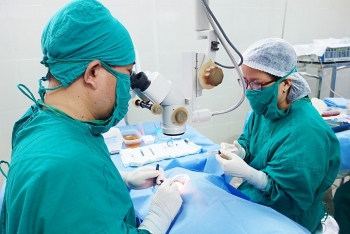 to chuc phong chong mu loa chau a ho tro mo mat mien phi cho nguoi ngheo quang tri