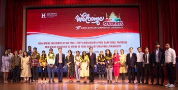 20 sinh vien an do hao hung nhap hoc y khoa tai viet nam