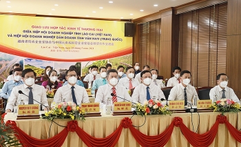 Ký kết thỏa thuận khung 6 nội dung giữa doanh nghiệp Lào Cai (Việt Nam) và Vân Nam (Trung Quốc)