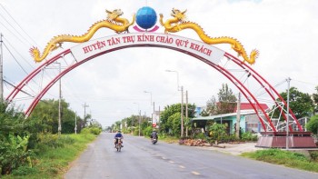 4 huyen thi xa can dich nong thon moi