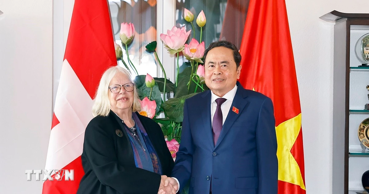 chu tich quoc hoi de cao vai tro hoi huu nghi thuy si viet nam