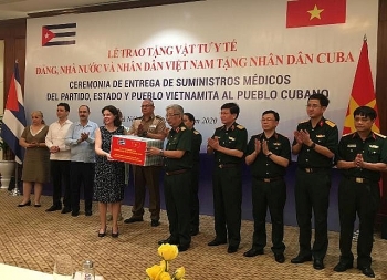 cuba tang thuoc cu chuyen gia vao quang nam da nang ho tro chong covid 19