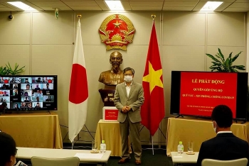cong dong nguoi viet tai 8 tinh tay nam nhat ban quyen gop ung ho quy vaccine phong chong covid 19