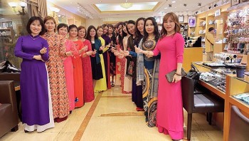 Hội Liên hiệp Phụ nữ Doanh nhân Việt Nam tại Đài Loan ủng hộ 25 triệu đồng cho ATM Oxy tại TP.HCM