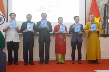 ky niem 151 nam ngay sinh cua anh hung dan toc an do mahatma gandhi on lai su gan bo giua hai dan toc viet an