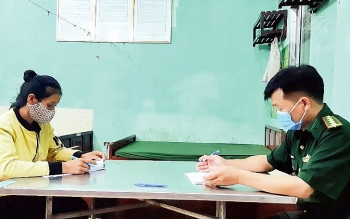 toi pham mua ban nguoi loi dung mang xa hoi facebook zalo instagram wechat de lua dao