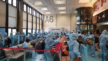 2 chuyen bay dua 360 cong dan viet nam tu dai loan trung quoc ve nuoc