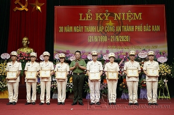 cong an bac kan huong ve co so bao dam an ninh trat tu