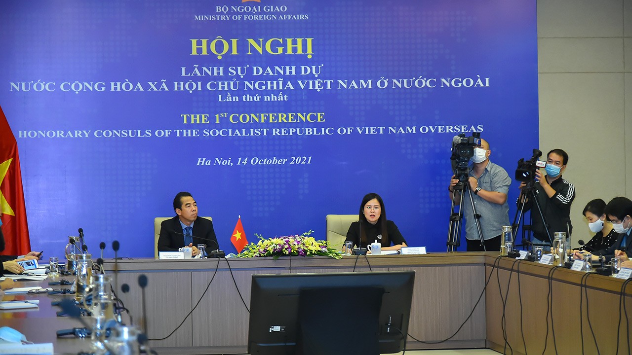 Mở rộng mạng lưới và nâng cao hiệu quả hoạt động của các Lãnh sự danh dự Việt Nam ở nước ngoài