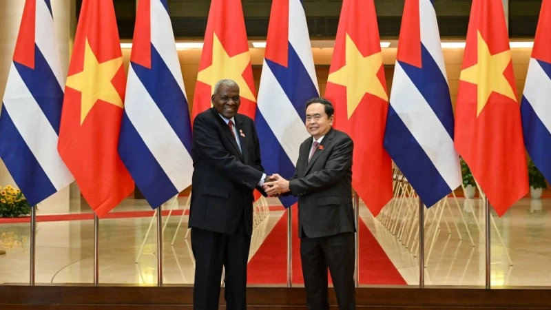 viet nam luon coi trong va mong muon lam sau sac hon quan he voi cuba