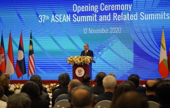 thu tuong nguyen xuan phuc doan ket va tu cuong asean se vung vang vuot len cac thach thuc