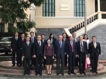 ngai takebe tsutomu co van dac biet lien minh nghi si huu nghi nhat viet tu doi tac huong den tinh than thiet