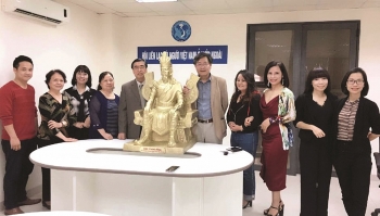 kieu bao tu 20 quoc gia tim suc manh coi nguon dan toc viet nam