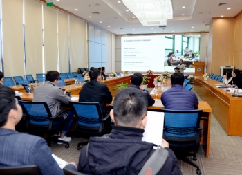 25000 sinh vien truong dh kinh te quoc dan duoc tap huan ky nang an toan thong tin khi lam viec truc tuyen