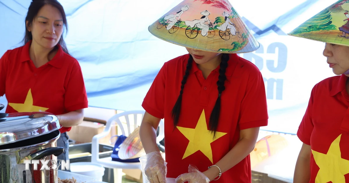 ngay pho viet nam tai nam phi quang ba am thuc viet den ban be chau phi