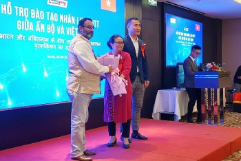 an do dong hanh voi dao tao nhan luc cong nghe thong tin tai viet nam