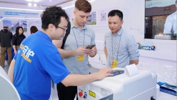 toan canh qionghai khu chuc nang cot loi trong he sinh thai thuong mai tu do