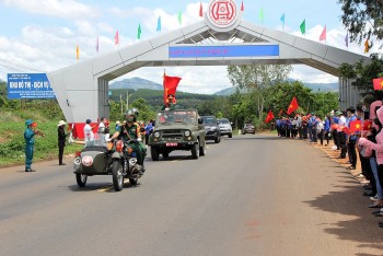 xuc dong le don nhan hoi huong 06 hai cot liet si hy sinh tai tinh rattanakiri campuchia ve nuoc