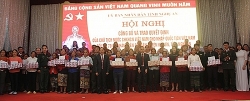 70 công dân Lào vui mừng được nhập Quốc tịch Việt Nam