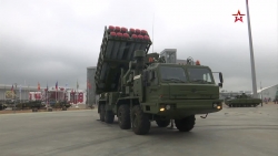 Video: Cận cảnh hệ thống phòng thủ tên lửa đất đối không S-350E "cực mạnh"