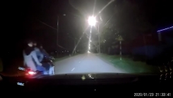 video 4 nguoi bi thuong nang sau cu tong nguoc chieu cua xe may ngay can tet