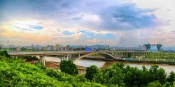 Cây cầu vừa thông quan nối Quảng Ninh với Trung Quốc mang ý nghĩa gì?