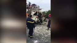 video xe tai nat dau sau cu tong duoi container 3 nguoi tu vong
