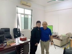 hoan mot so hoat dong bong da vi covid 19 thay park tranh thu hoc tieng viet