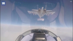 Video: "Sát thủ bầu trời" Su-35 Nga phô diễn sức mạnh vô đối