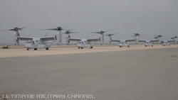 Video: Choáng ngợp cảnh hơn 40 trực thăng quân sự Mỹ dàn trận trên đường băng