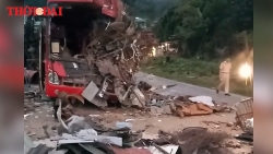 Video: Toàn cảnh vụ tai nạn thảm khốc ở Hòa Bình