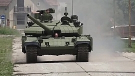 Tăng M-84 AS1 của Serbia tự tin vượt mặt T-90 Nga
