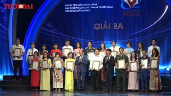 video vufo gianh giai nhi hang muc sang kien tai giai thuong toan quoc ve thong tin doi ngoai lan thu vi