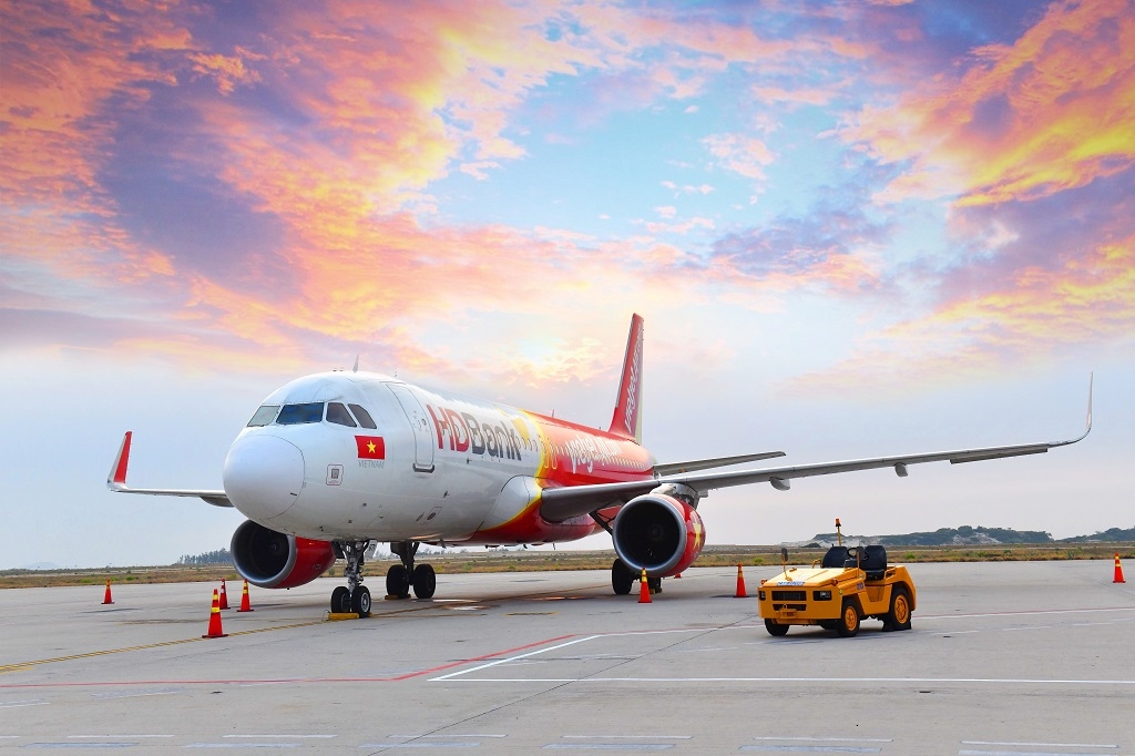 Do ảnh hưởng của bão Tapah, Vietjet Air ngừng khai thác một số chuyến bay